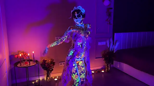 daniellia  online show from 1, 11, 2025