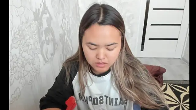 saika blush online show from 3, 11, 2025