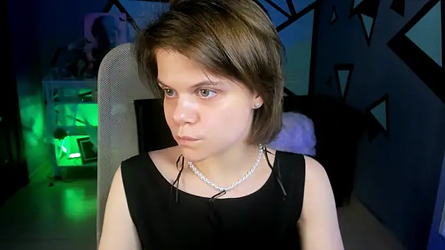 EllieMurler online show from 25, 10, 2025