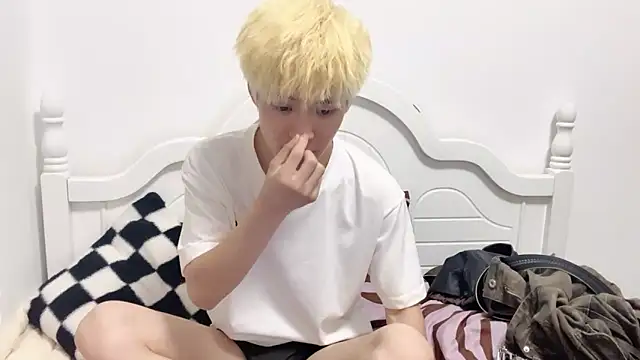 Snapshot of linger2563 chatting on 1, 10, 2025 linger2563 online show from 1, 10, 2025