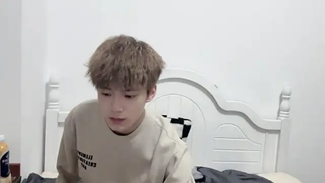 Snapshot of linger2563 chatting on 3, 11, 2025 linger2563 online show from 3, 11, 2025