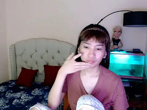 ShantalFoxxy  online show from 4, 3, 2026