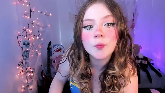 Lil bela online show from 10, 10, 2025