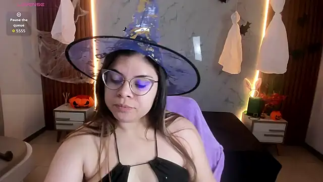 shasha bloom online show from 31, 10, 2025