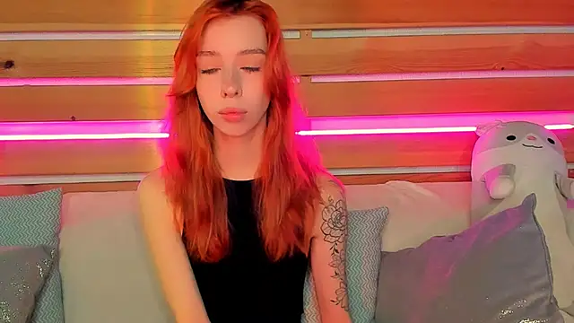 Lori Williams online show from 9, 10, 2025