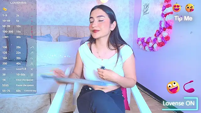 sweet artemiis online show from 19, 9, 2025