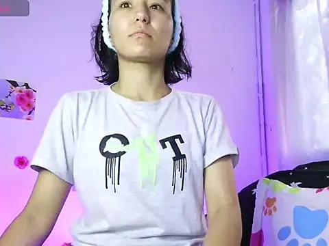 Natzu Choi online show from 15, 11, 2025