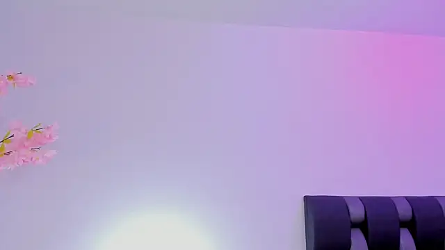 maily zanss online show from 10, 4, 2026