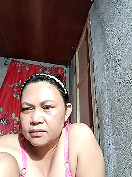 Everleigh mom online show from 9, 9, 2025