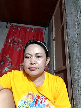 Everleigh mom online show from 13, 9, 2025