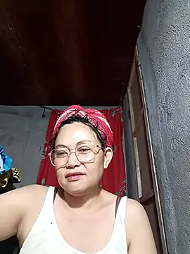 Everleigh mom online show from 4, 12, 2025