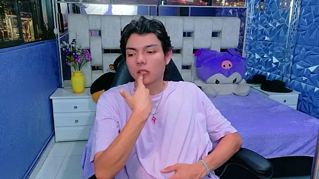 alandelrey57 online show from 9, 4, 2026