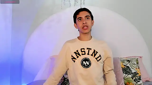 JoshuaSanzz online show from 18, 12, 2025