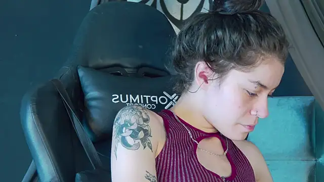 RavennMoonn online show from 22, 9, 2025