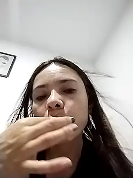 Cami Konor online show from 6, 10, 2025