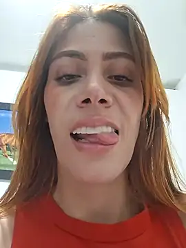 Snapshot of Elianasuarezz chatting on 24, 6, 2026 Elianasuarezz online show from 24, 6, 2026