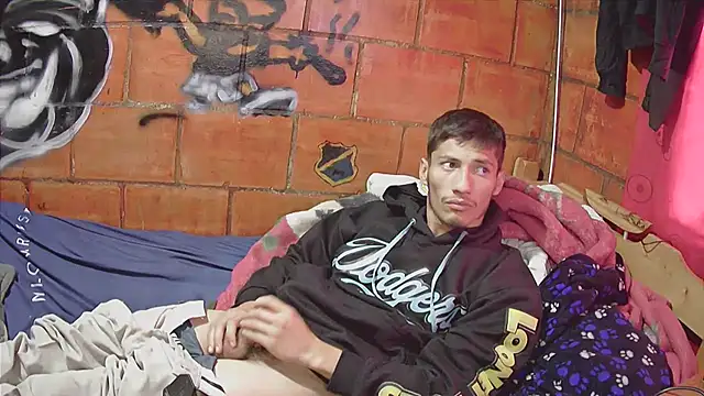 alexandercruz online show from 12, 4, 2026