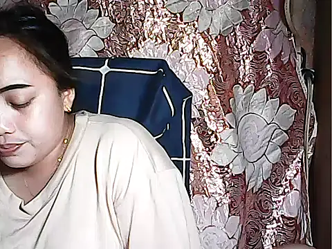 Snapshot of Pinay_Chubby20 chatting on 9, 9, 2025 Pinay Chubby20 online show from 9, 9, 2025