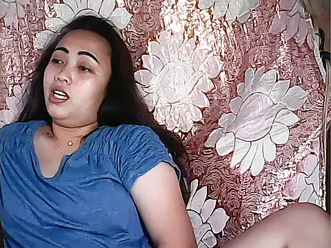 Snapshot of Pinay_Chubby20 chatting on 12, 9, 2025 Pinay Chubby20 online show from 12, 9, 2025