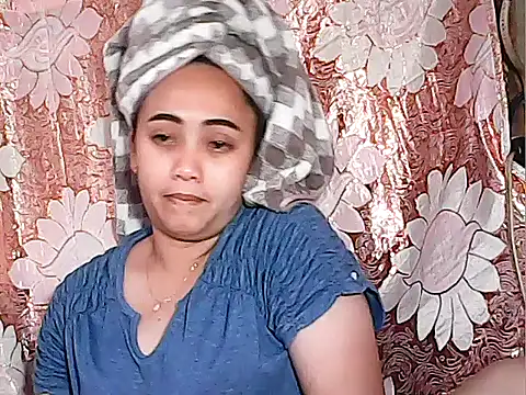 Snapshot of Pinay_Chubby20 chatting on 17, 9, 2025 Pinay Chubby20 online show from 17, 9, 2025