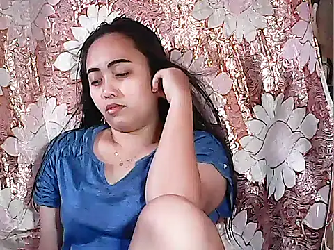 Snapshot of Pinay_Chubby20 chatting on 25, 9, 2025 Pinay Chubby20 online show from 25, 9, 2025