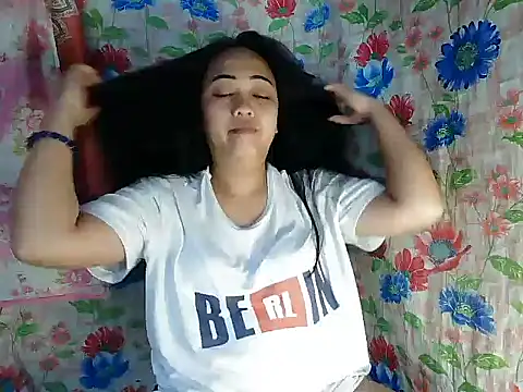 Snapshot of Pinay_Chubby20 chatting on 2, 11, 2025 Pinay Chubby20 online show from 2, 11, 2025