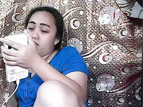 Snapshot of Pinay_Chubby20 chatting on 14, 11, 2025 Pinay Chubby20 online show from 14, 11, 2025