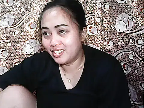 Snapshot of Pinay_Chubby20 chatting on 22, 11, 2025 Pinay Chubby20 online show from 22, 11, 2025