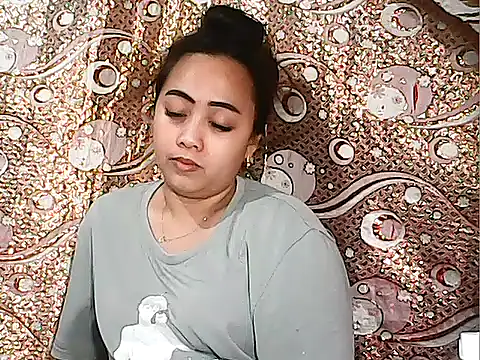 Snapshot of Pinay_Chubby20 chatting on 22, 12, 2025 Pinay Chubby20 online show from 22, 12, 2025