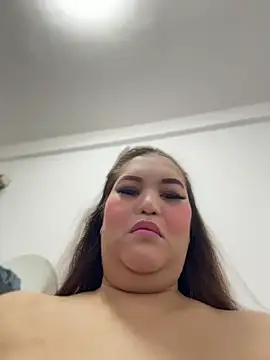 ashleygrahamts online show from 8, 7, 2026