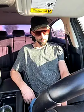 Snapshot of thejohnryancollection chatting on 19, 9, 2025 thejohnryancollection online show from 19, 9, 2025