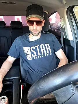 Snapshot of thejohnryancollection chatting on 13, 10, 2025 thejohnryancollection online show from 13, 10, 2025