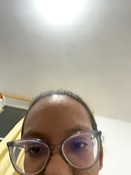 Valen1800 online show from 10, 9, 2025