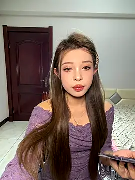 tuanzi125216 online show from 8, 11, 2025