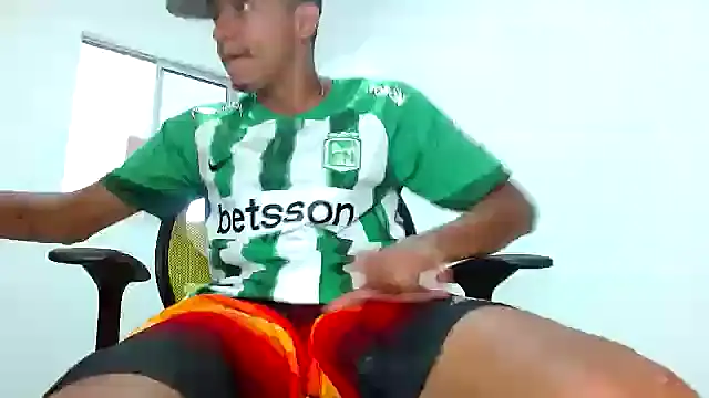 skinny23cm online show from 1, 3, 2025