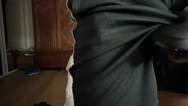 DERTYLAY online show from 21, 4, 2026