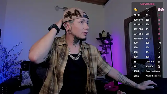 Snapshot of tyler_jones_ chatting on 25, 2, 2026 tyler jones online show from 25, 2, 2026