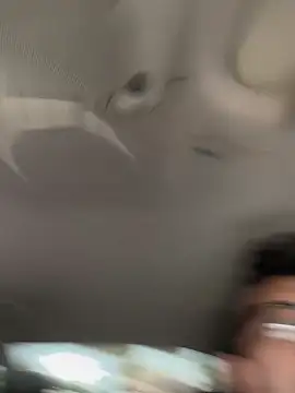 Dwizzlerperizzlee online show from 19, 4, 2026