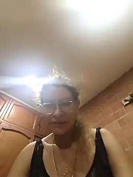 MaryeLunna online show from 30, 9, 2025