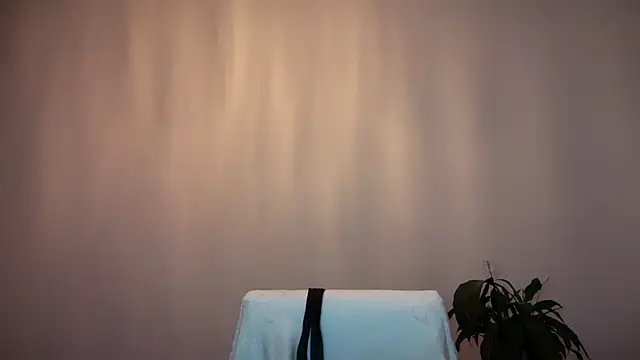 Reddgiirl online show from 24, 10, 2025