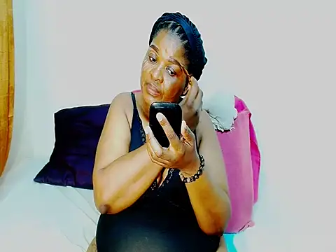 Love-Racheal75 online show from 5, 2, 2026