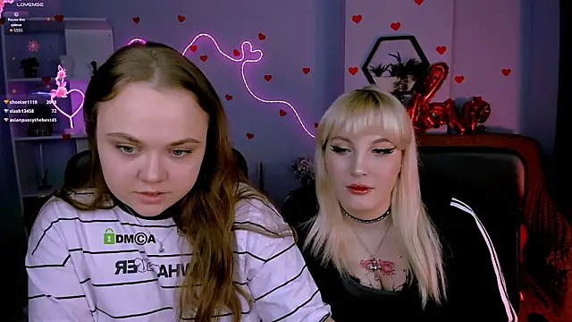 Snapshot of keri_ti chatting on 4, 3, 2026 keri ti online show from 4, 3, 2026