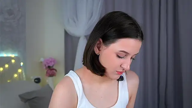 FalineBeacher online show from 6, 4, 2026