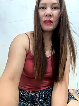 Snapshot of Moan_Mary chatting on 4, 10, 2025 Moan Mary online show from 4, 10, 2025