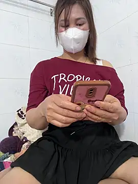 Snapshot of Moan_Mary chatting on 3, 2, 2026 Moan Mary online show from 3, 2, 2026