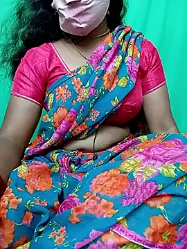 Snapshot of Cute_Renuka chatting on 1, 10, 2025 Cute Renuka online show from 1, 10, 2025