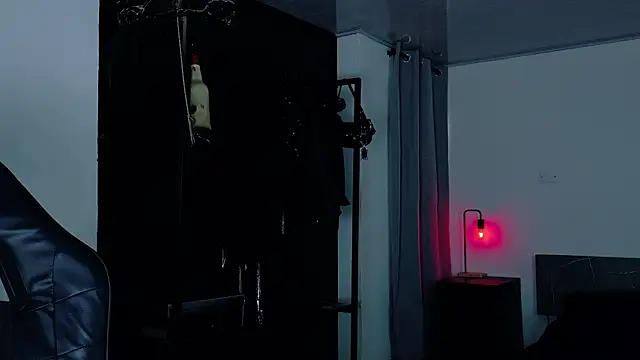 Angelabl0odborne online show from 11, 2, 2026