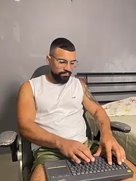 vincentjaxon online show from 10, 4, 2026