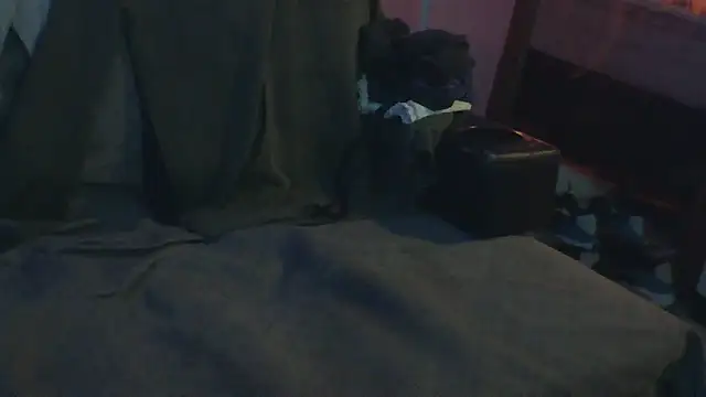 Snapshot of Luv2SuckBWC92 chatting on 7, 2, 2026 Luv2SuckBWC92 online show from 7, 2, 2026