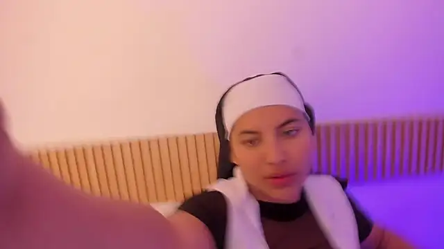 OliviaSweett online show from 31, 10, 2025